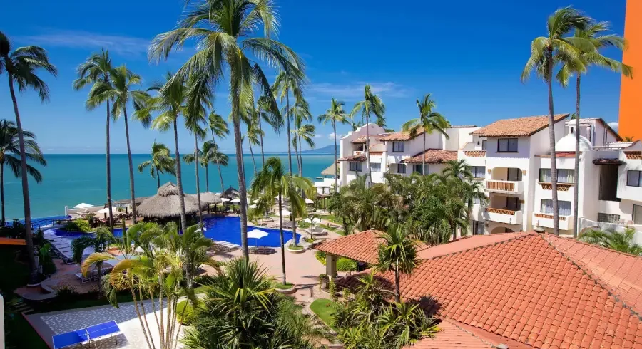 PLAZA PELÍCANOS GRAND BEACH RESORT PTO VALLARTA