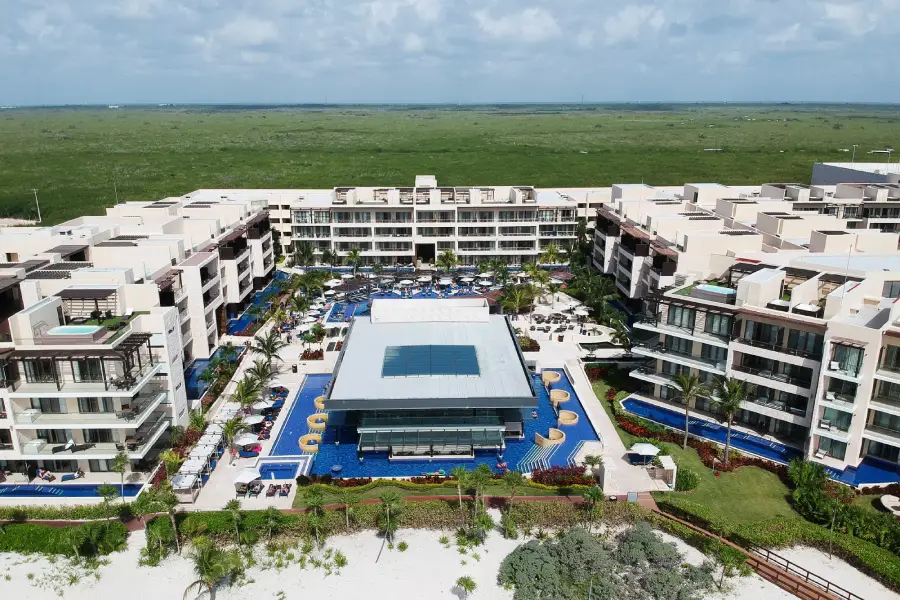 ROYALTON RIVIERA CANCÚN