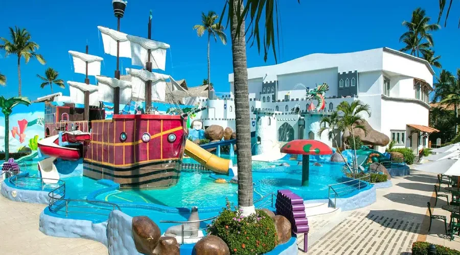 Crown Paradise Club Puerto Vallarta