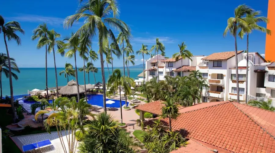 PLAZA PELÍCANOS GRAND BEACH RESORT-PTO VALLARTA